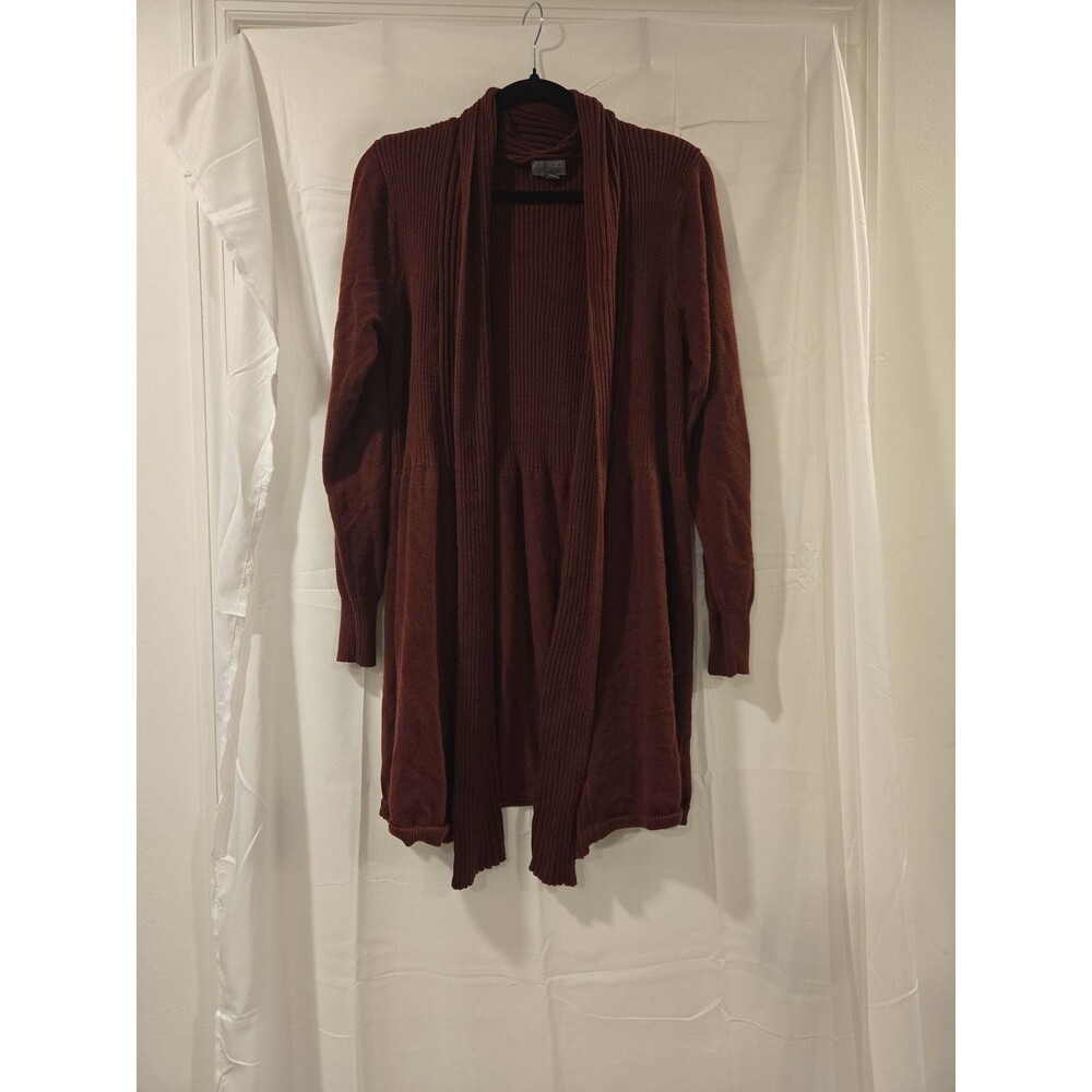 Joseph A. Silk Blend Ribbed Open Front Cardigan in Burgundy